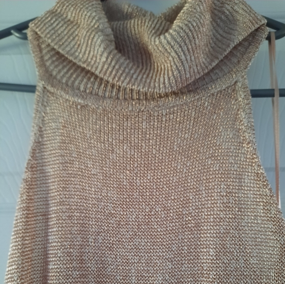 Guess pink knit tank - Picture 2 of 3